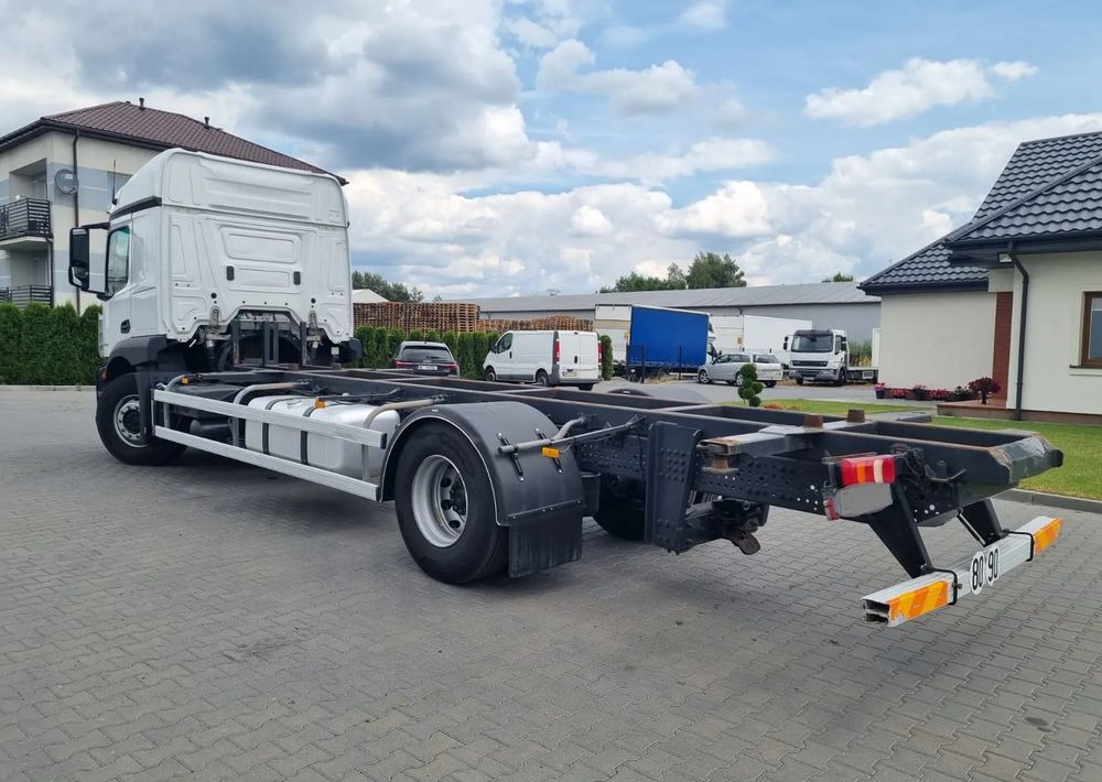 Mercedes-Benz Actros 1836 - Plane LKW: das Bild 4 Mercedes-Benz Actros 1836 - Plane LKW: das Bild 4