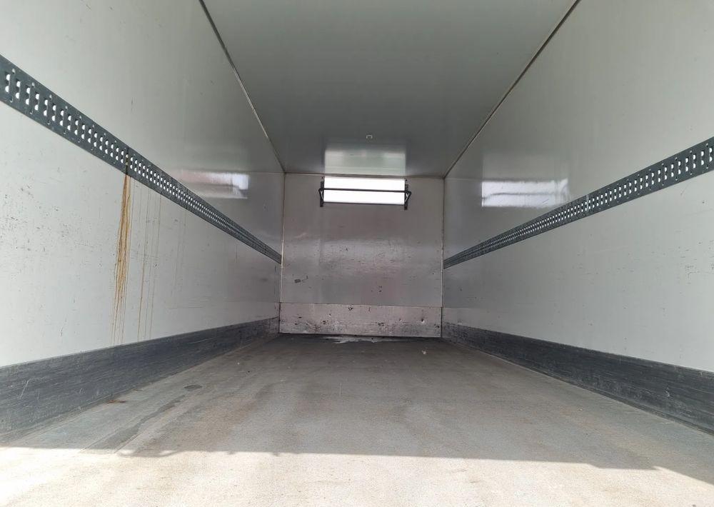 Mercedes-Benz Antos 1830 - Kühlkoffer LKW: das Bild 5 Mercedes-Benz Antos 1830 - Kühlkoffer LKW: das Bild 5