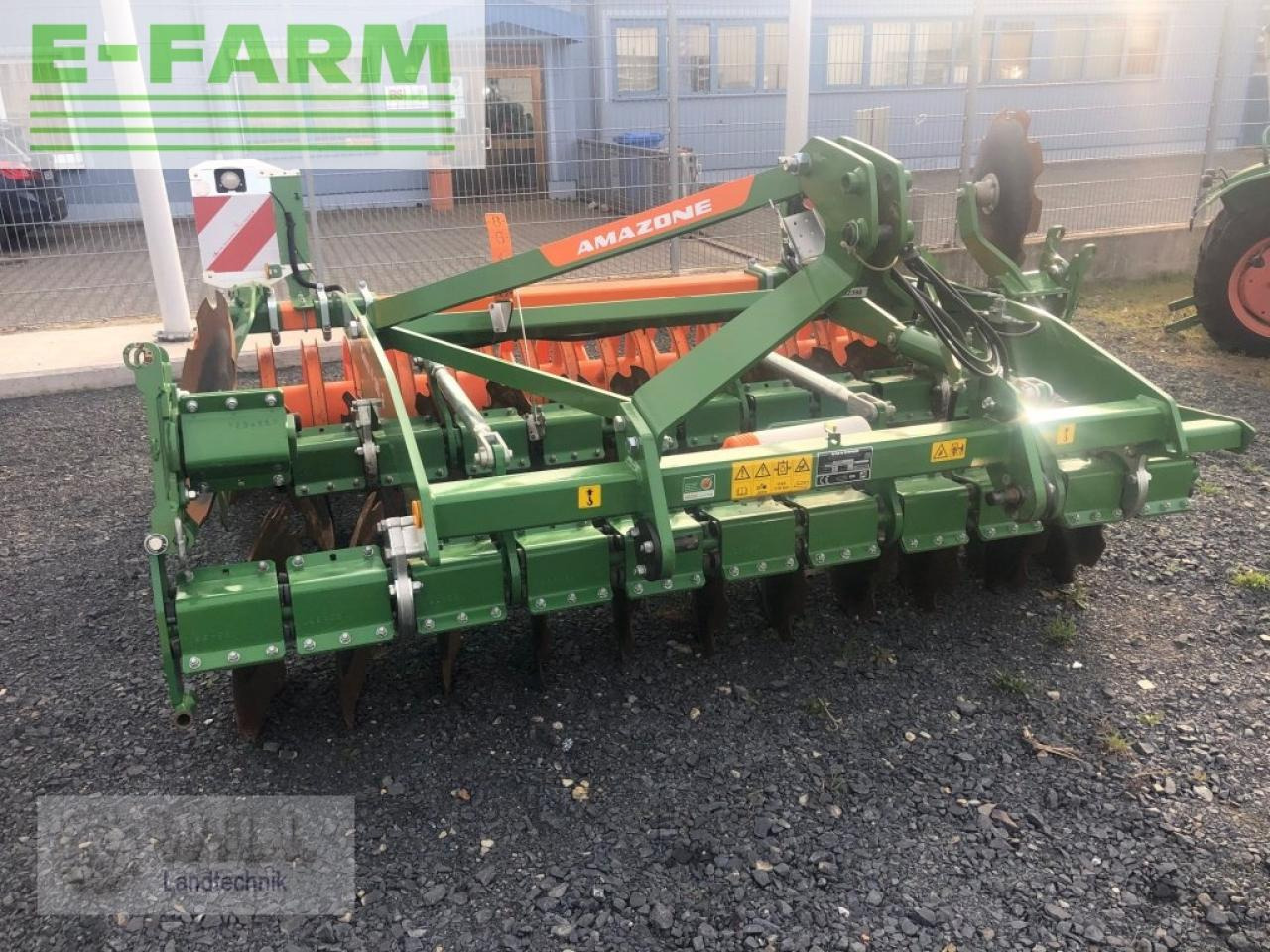 Amazone catros 3003 xl - Scheibenegge: das Bild 2 Amazone catros 3003 xl - Scheibenegge: das Bild 2