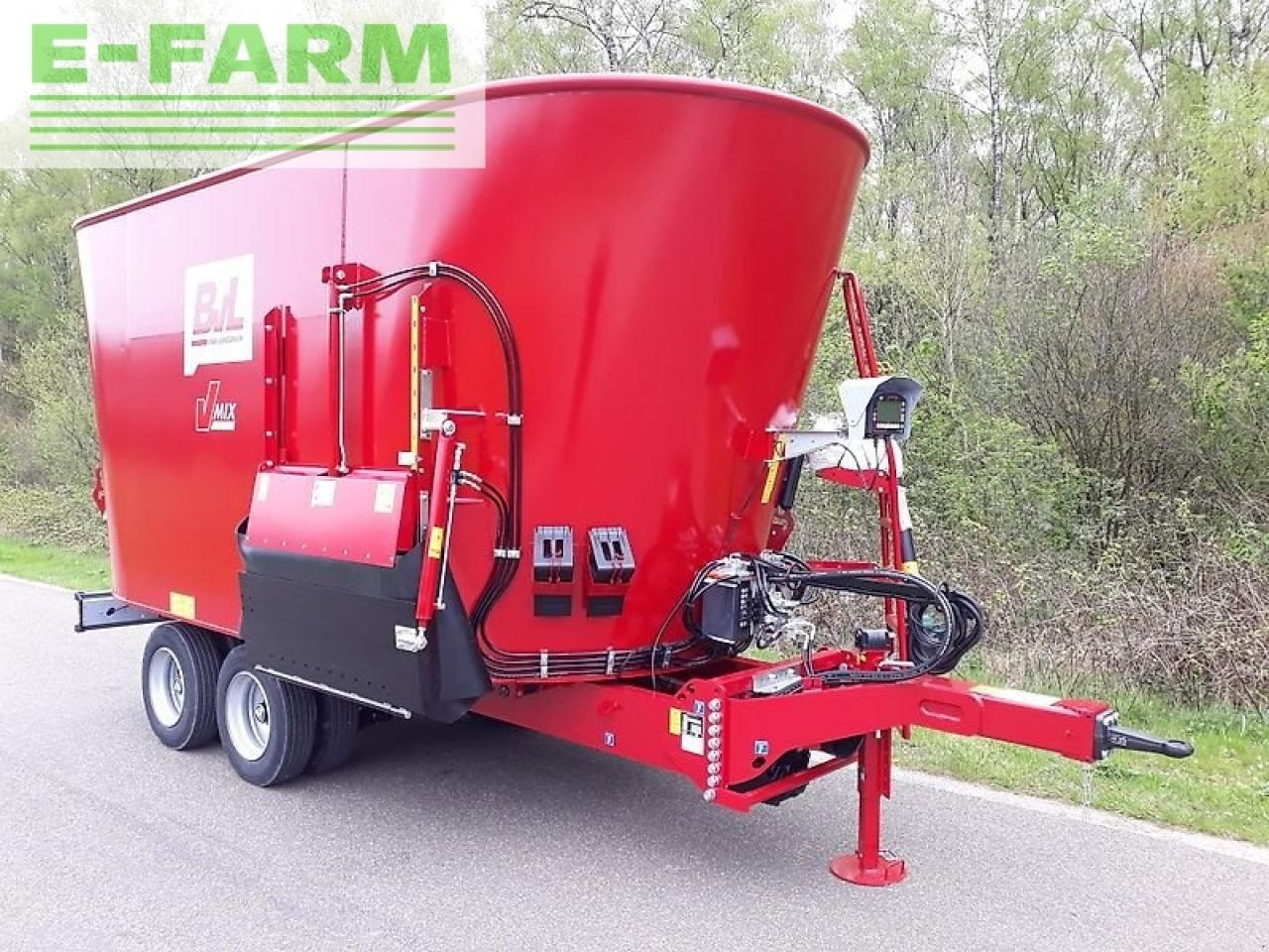 BVL - van Lengerich v-mix plus 27-2s - Fütterungstechnik: das Bild 1 BVL - van Lengerich v-mix plus 27-2s - Fütterungstechnik: das Bild 1