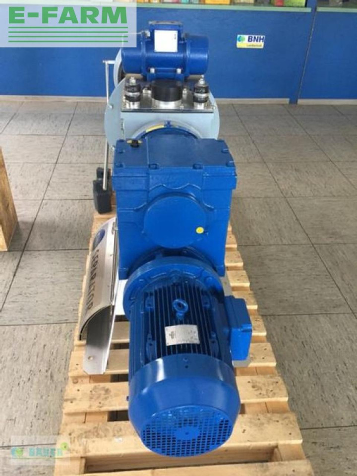 Bauer separator 3.2-780 - Düngetechnik: das Bild 4 Bauer separator 3.2-780 - Düngetechnik: das Bild 4