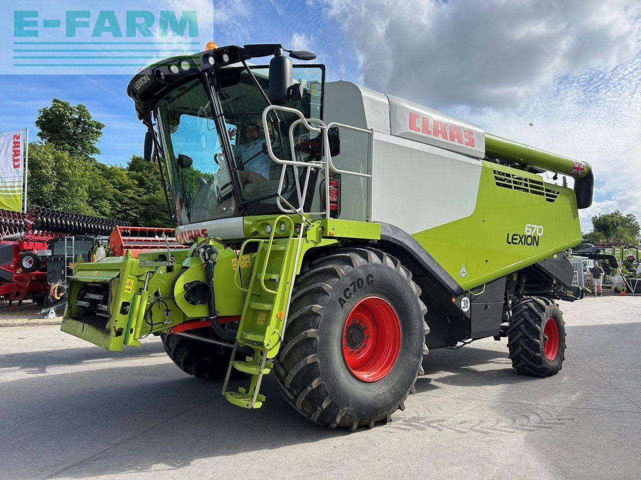 CLAAS LEXION 670 M T4F - Mähdrescher: das Bild 1 CLAAS LEXION 670 M T4F - Mähdrescher: das Bild 1