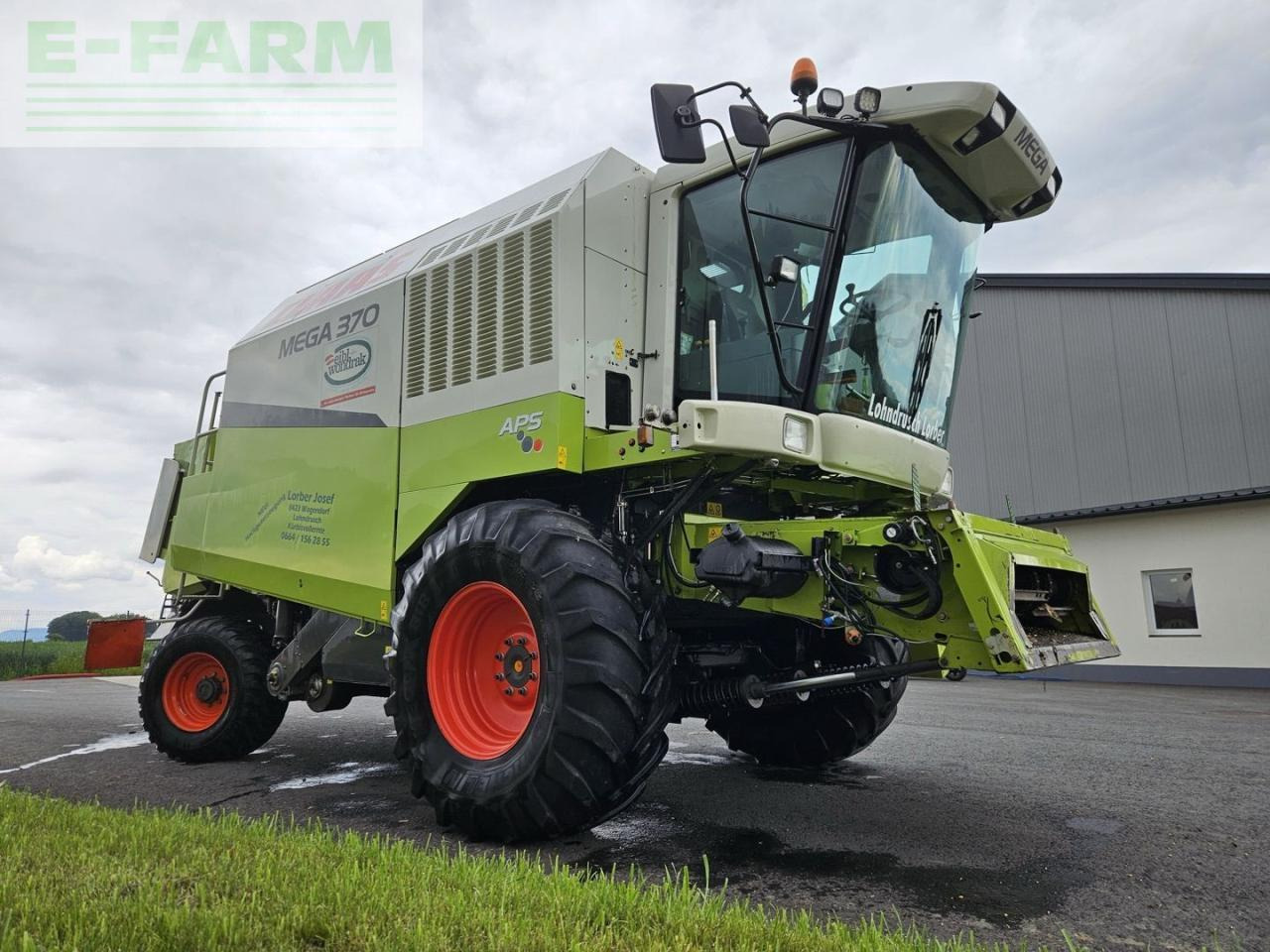 CLAAS Mega 370 - Mähdrescher: das Bild 4 CLAAS Mega 370 - Mähdrescher: das Bild 4