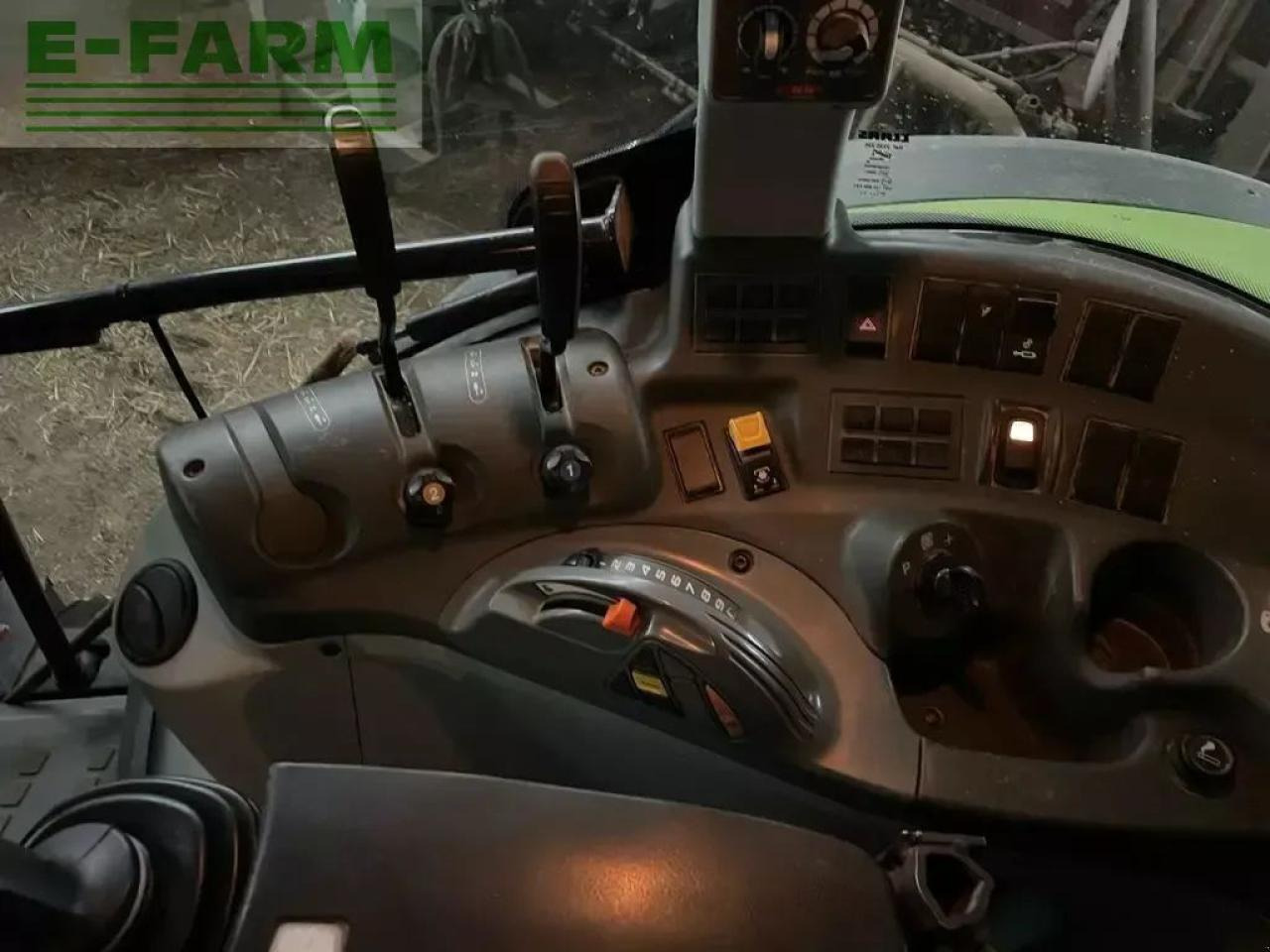 Traktor CLAAS arion 420 cis: das Bild 6