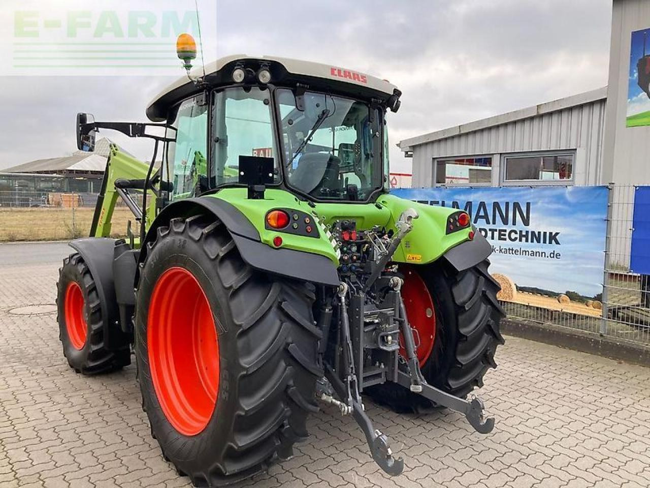 CLAAS arion 420 cis + panoramic - Traktor: das Bild 4 CLAAS arion 420 cis + panoramic - Traktor: das Bild 4
