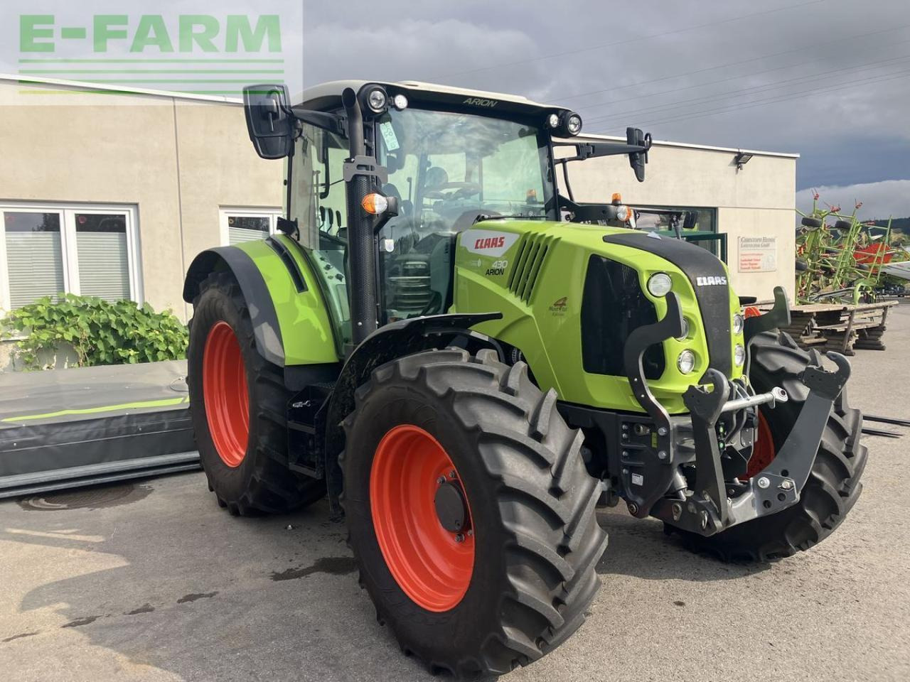 CLAAS arion 430 stage v - Traktor: das Bild 1 CLAAS arion 430 stage v - Traktor: das Bild 1
