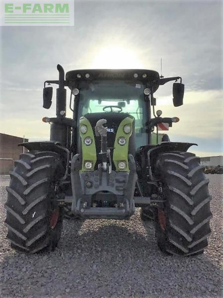 CLAAS arion 530 - Traktor: das Bild 2 CLAAS arion 530 - Traktor: das Bild 2