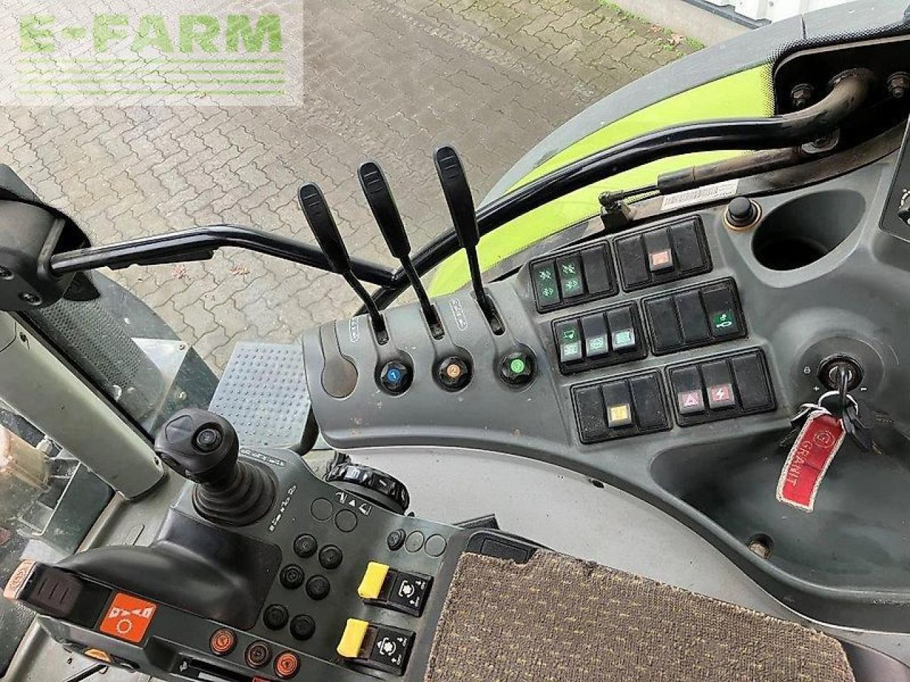 Traktor CLAAS arion 640 hexashift: das Bild 13