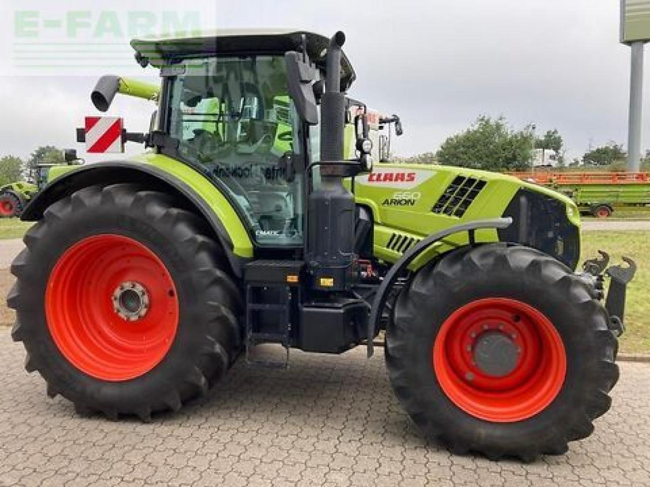 CLAAS arion 660 cmatic cebis CMATIC CEBIS - Traktor: das Bild 4 CLAAS arion 660 cmatic cebis CMATIC CEBIS - Traktor: das Bild 4