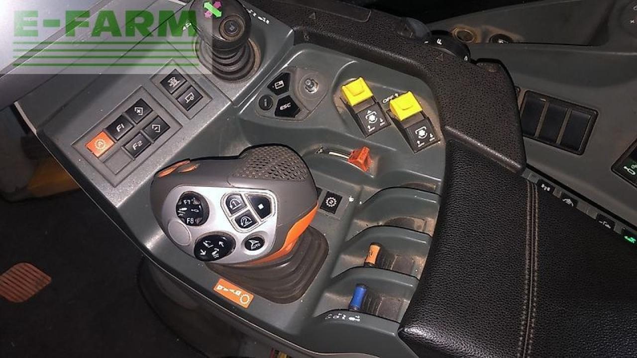 CLAAS axion 810 - Traktor: das Bild 2 CLAAS axion 810 - Traktor: das Bild 2