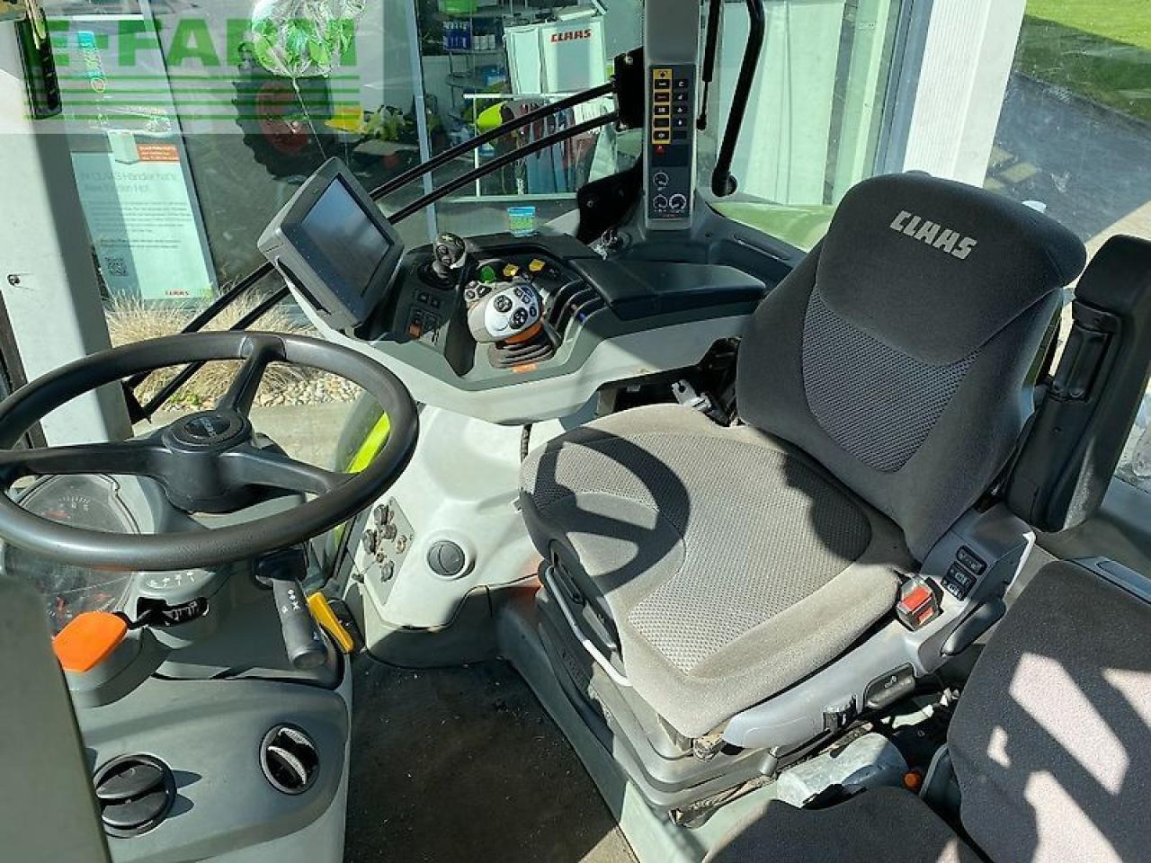 Traktor CLAAS axion 810: das Bild 13