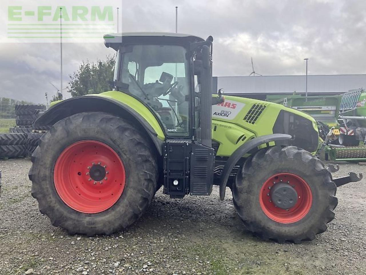 CLAAS axion 830 cmatic CMATIC - Traktor: das Bild 1 CLAAS axion 830 cmatic CMATIC - Traktor: das Bild 1