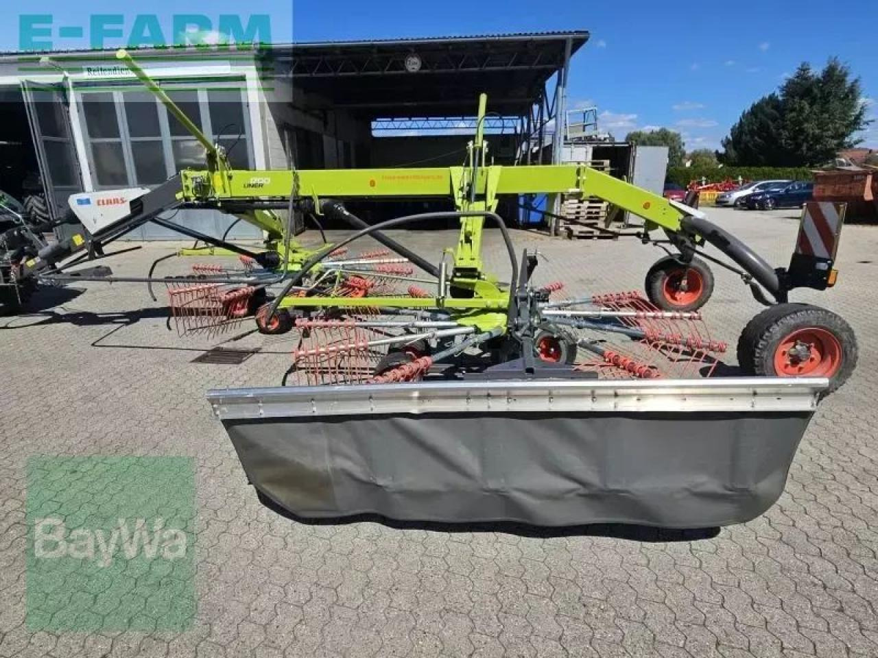 CLAAS liner 1700 - Heuwender/ Wenderechen: das Bild 1 CLAAS liner 1700 - Heuwender/ Wenderechen: das Bild 1