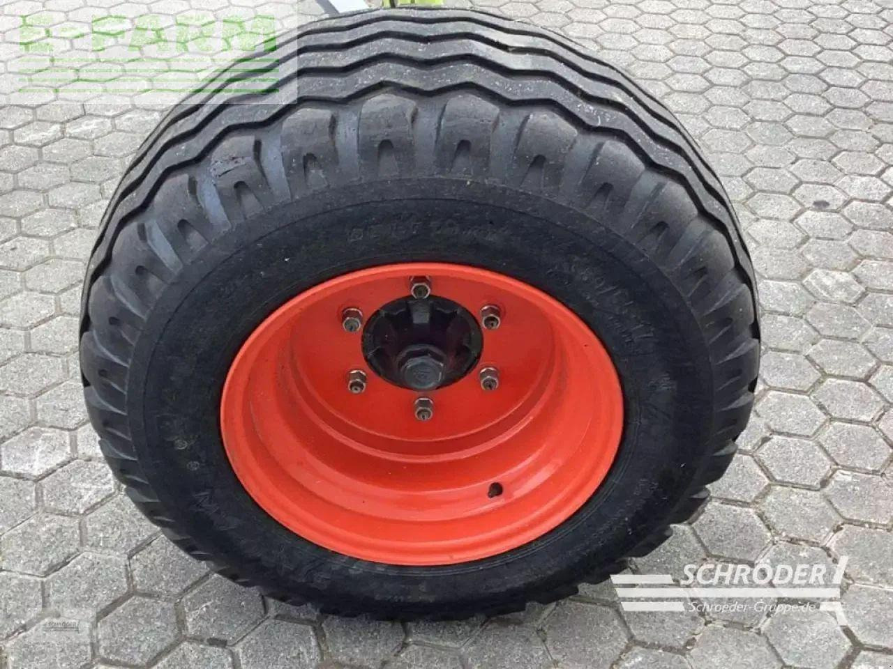 CLAAS liner 2800 - Heuwender/ Wenderechen: das Bild 4 CLAAS liner 2800 - Heuwender/ Wenderechen: das Bild 4