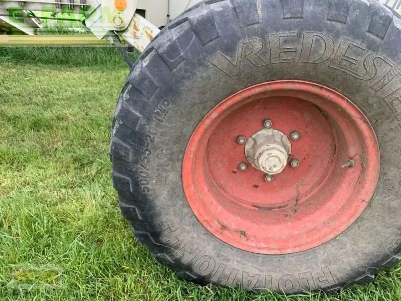 CLAAS liner 3000 - Heuwender/ Wenderechen: das Bild 2 CLAAS liner 3000 - Heuwender/ Wenderechen: das Bild 2