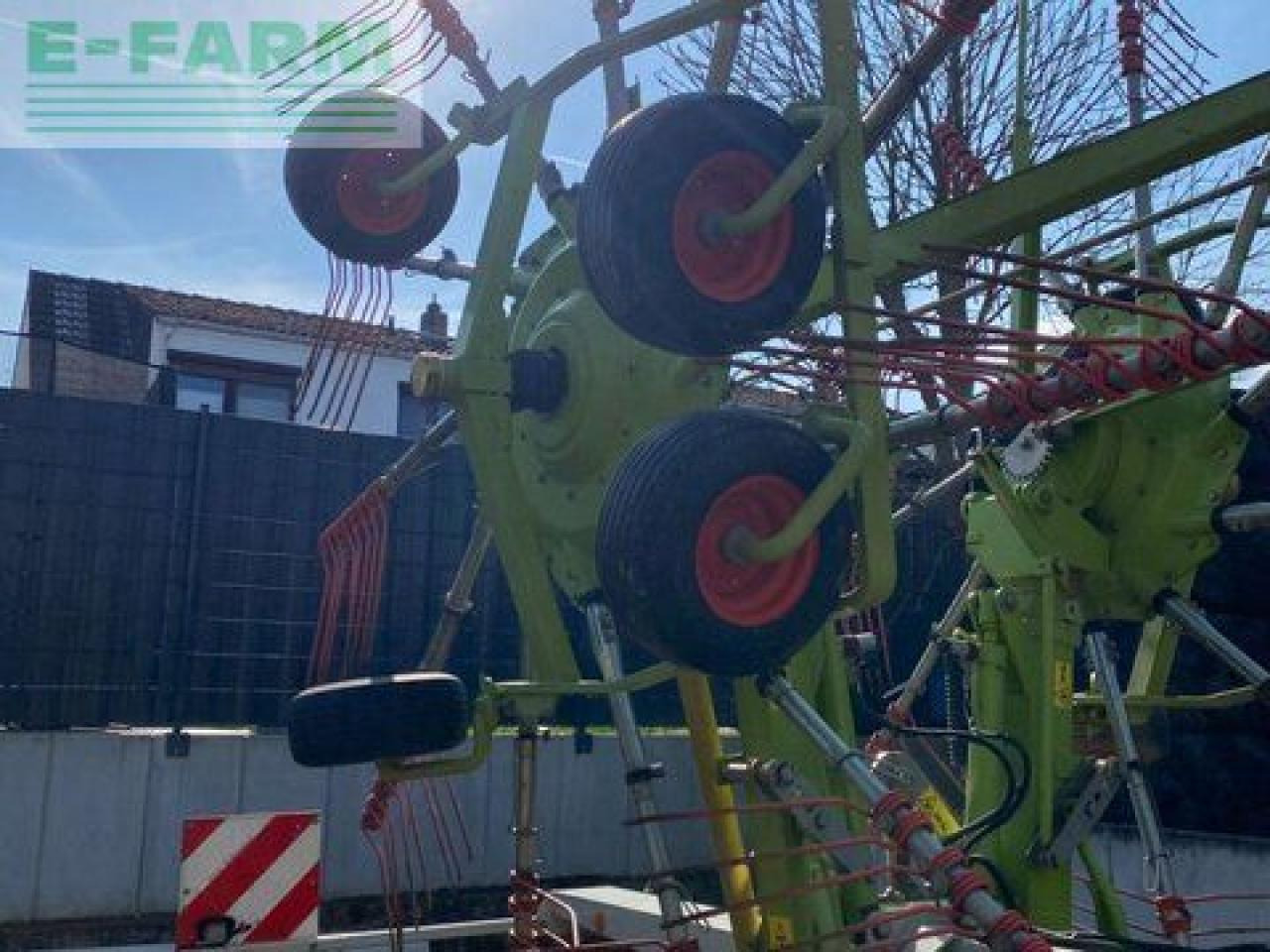 CLAAS liner 3000 - Heuwender/ Wenderechen: das Bild 2 CLAAS liner 3000 - Heuwender/ Wenderechen: das Bild 2