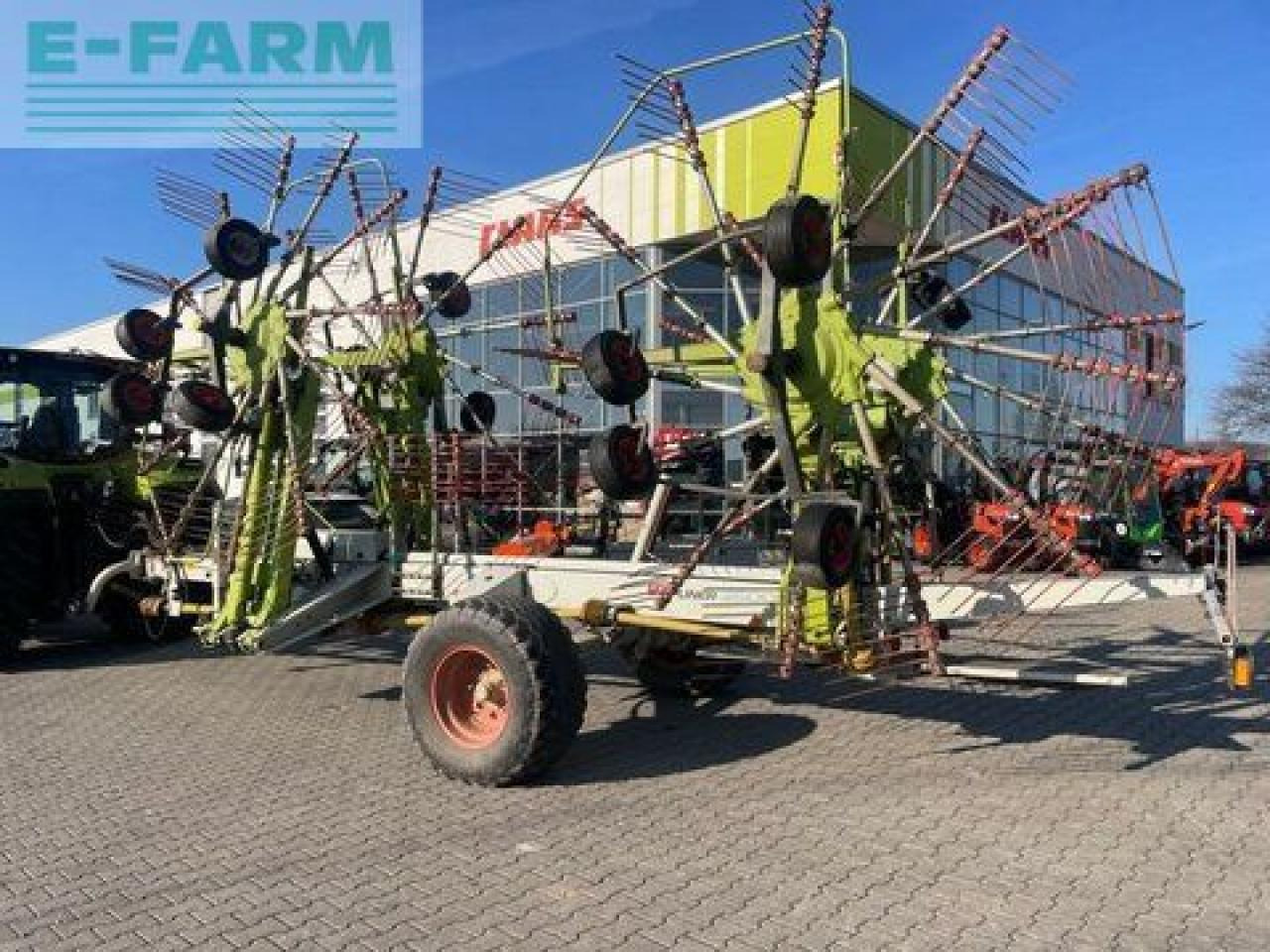CLAAS liner 3600 - Heuwender/ Wenderechen: das Bild 3 CLAAS liner 3600 - Heuwender/ Wenderechen: das Bild 3