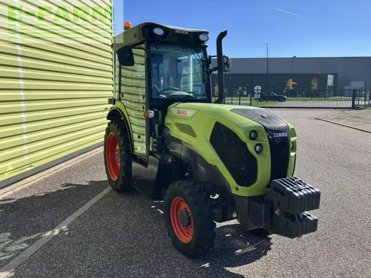 CLAAS nexos 220 s - Traktor: das Bild 5 CLAAS nexos 220 s - Traktor: das Bild 5