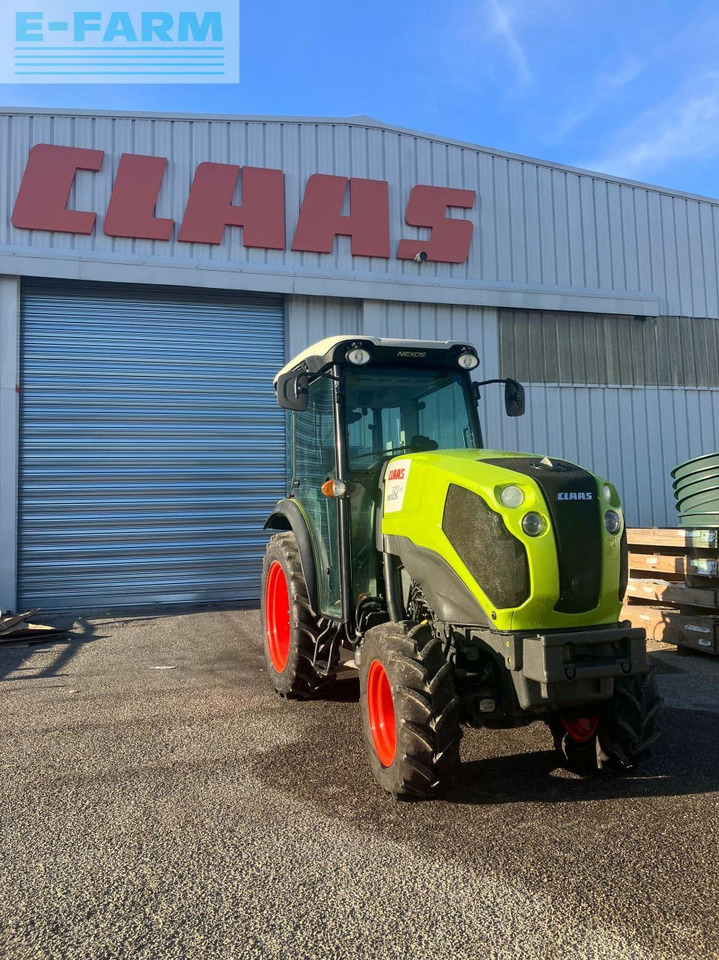 CLAAS nexos 220 ve cabine 4rm VE - Traktor: das Bild 1 CLAAS nexos 220 ve cabine 4rm VE - Traktor: das Bild 1