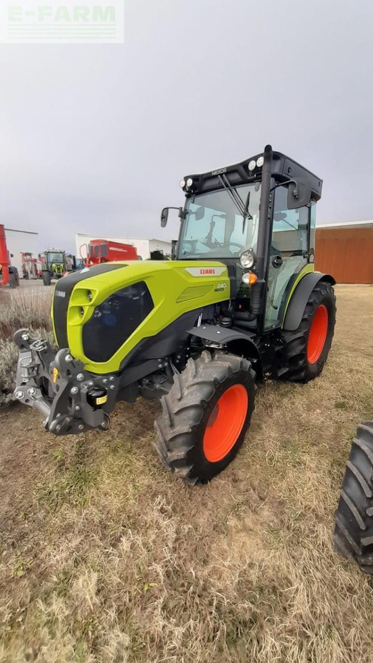 CLAAS nexos 240 l comfort - Traktor: das Bild 1 CLAAS nexos 240 l comfort - Traktor: das Bild 1