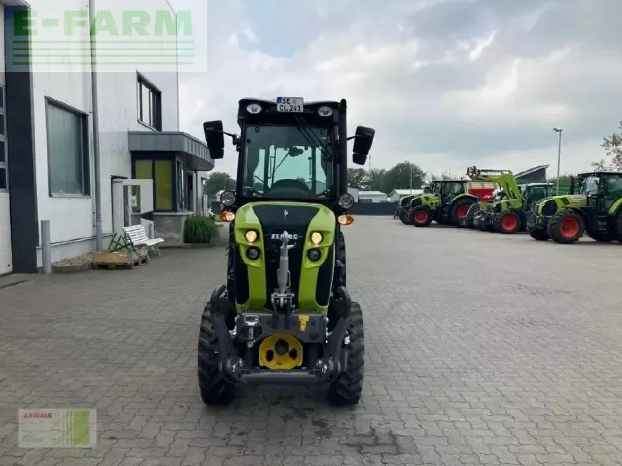 CLAAS nexos 240 s advanced - Traktor: das Bild 4 CLAAS nexos 240 s advanced - Traktor: das Bild 4