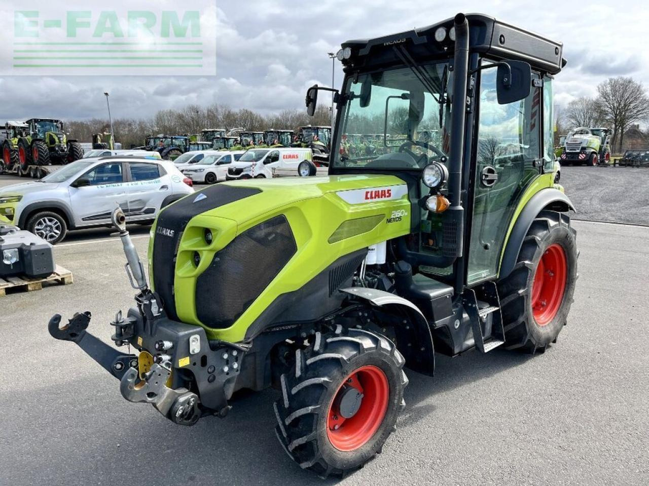 CLAAS nexos 260 m advanced, fkh + fzw, nur 907 h ! - Traktor: das Bild 1 CLAAS nexos 260 m advanced, fkh + fzw, nur 907 h ! - Traktor: das Bild 1