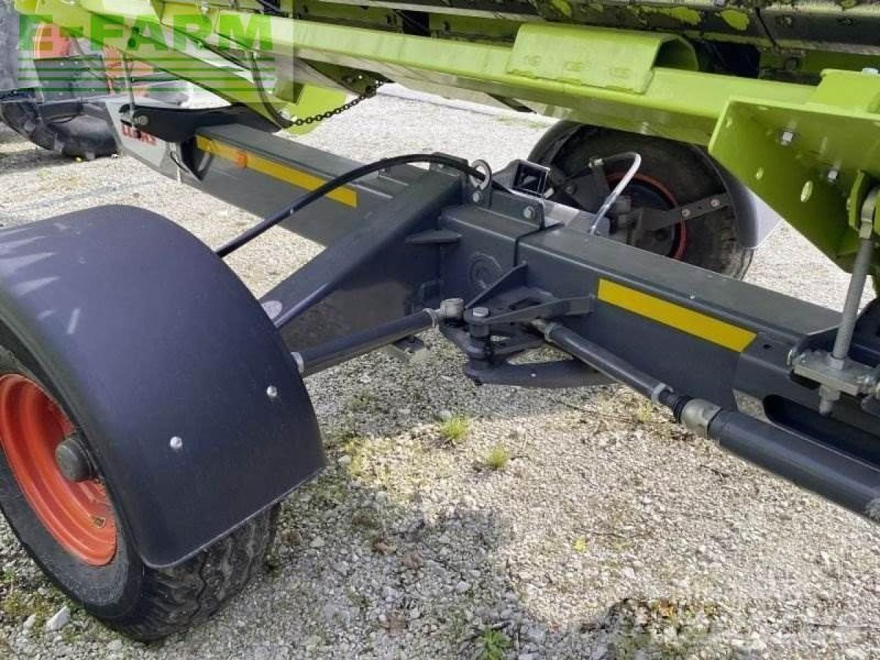 CLAAS v 1080+tw - Ernteforsatz für Häcksler: das Bild 4 CLAAS v 1080+tw - Ernteforsatz für Häcksler: das Bild 4