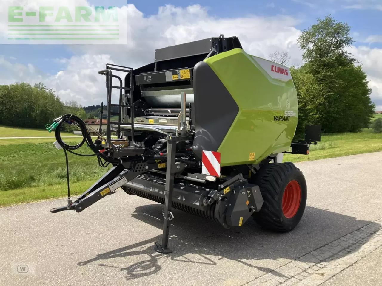 CLAAS variant 565 rc - Packenpresse: das Bild 2 CLAAS variant 565 rc - Packenpresse: das Bild 2