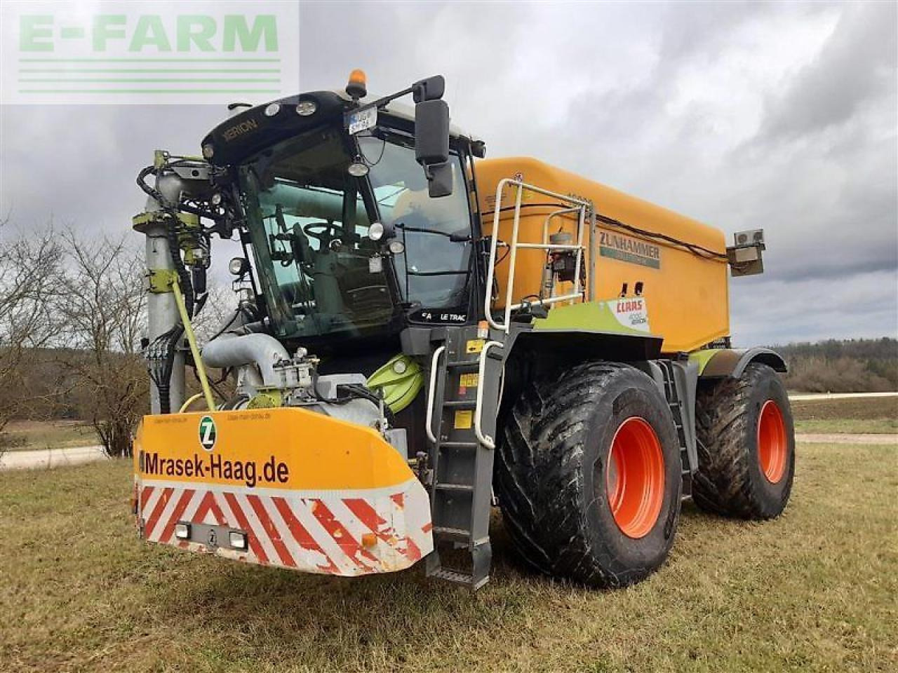 CLAAS xerion 4000 saddle trac SADDLE TRAC - Selbstfahrspritze: das Bild 1 CLAAS xerion 4000 saddle trac SADDLE TRAC - Selbstfahrspritze: das Bild 1