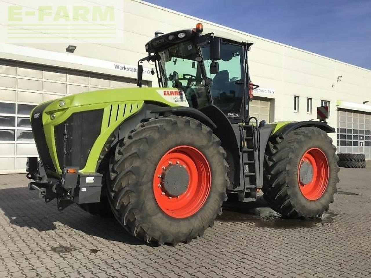 CLAAS xerion 5000 trac vc TRAC VC - Traktor: das Bild 1 CLAAS xerion 5000 trac vc TRAC VC - Traktor: das Bild 1