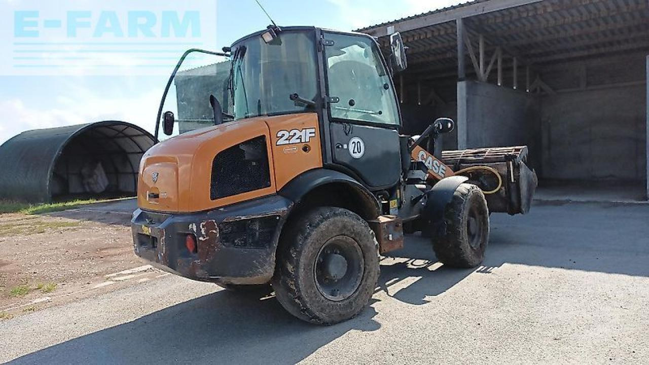 Case-IH 221 f - Minibagger: das Bild 1 Case-IH 221 f - Minibagger: das Bild 1