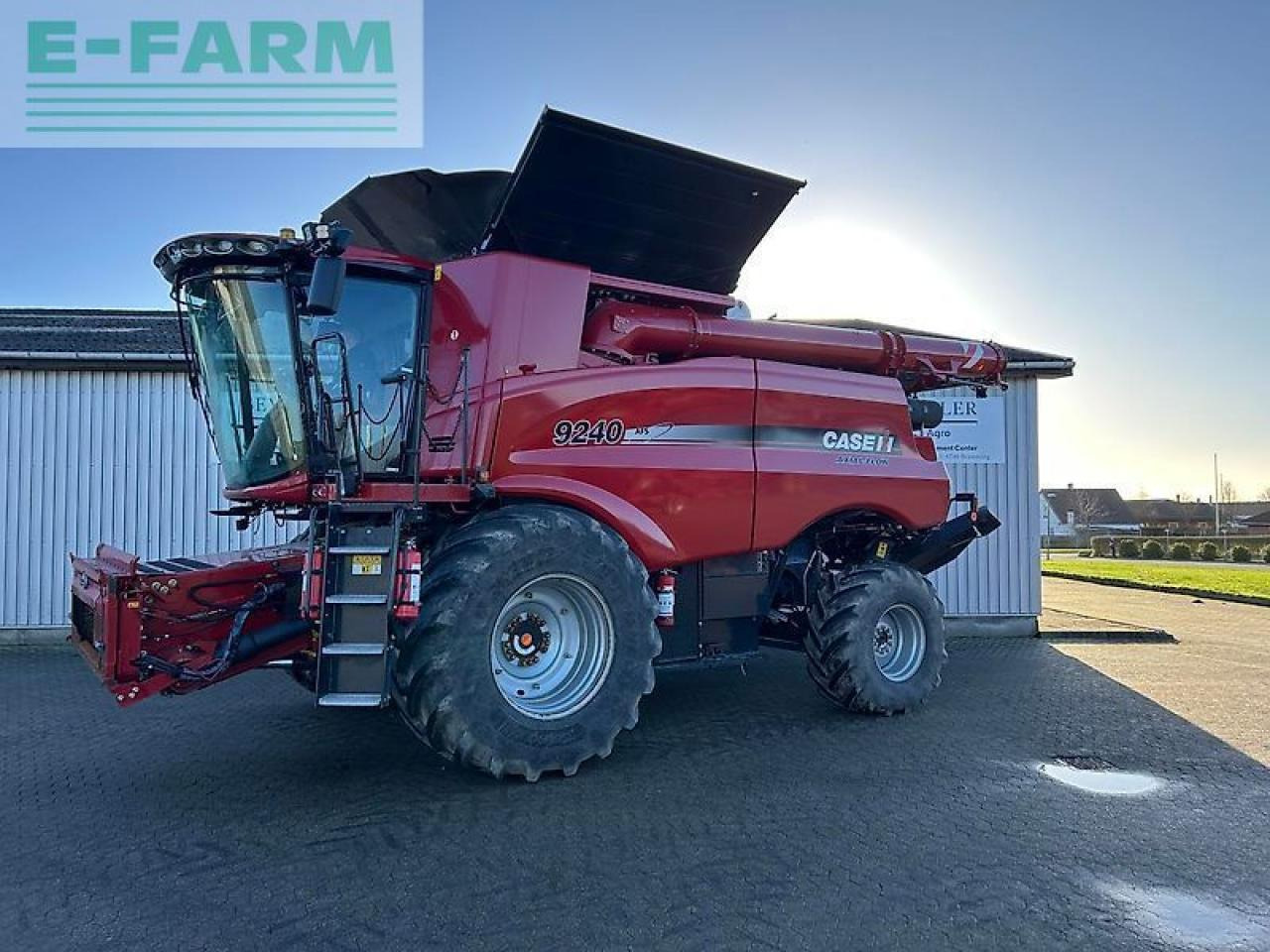 Case-IH axial flow 9240 - Mähdrescher: das Bild 1 Case-IH axial flow 9240 - Mähdrescher: das Bild 1