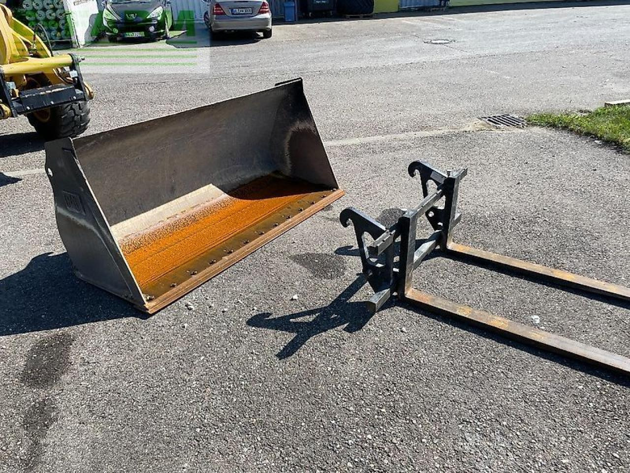 Minibagger Caterpillar 907m: das Bild 24