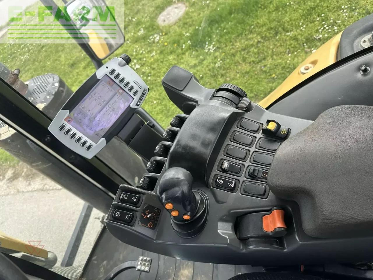 Challenger mt775e - Traktor: das Bild 2 Challenger mt775e - Traktor: das Bild 2
