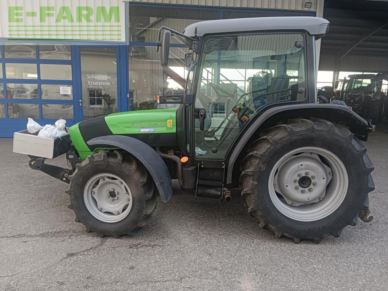 Deutz-Fahr agroplus 320 ecoline aktion201 Ecoline - Traktor: das Bild 1 Deutz-Fahr agroplus 320 ecoline aktion201 Ecoline - Traktor: das Bild 1
