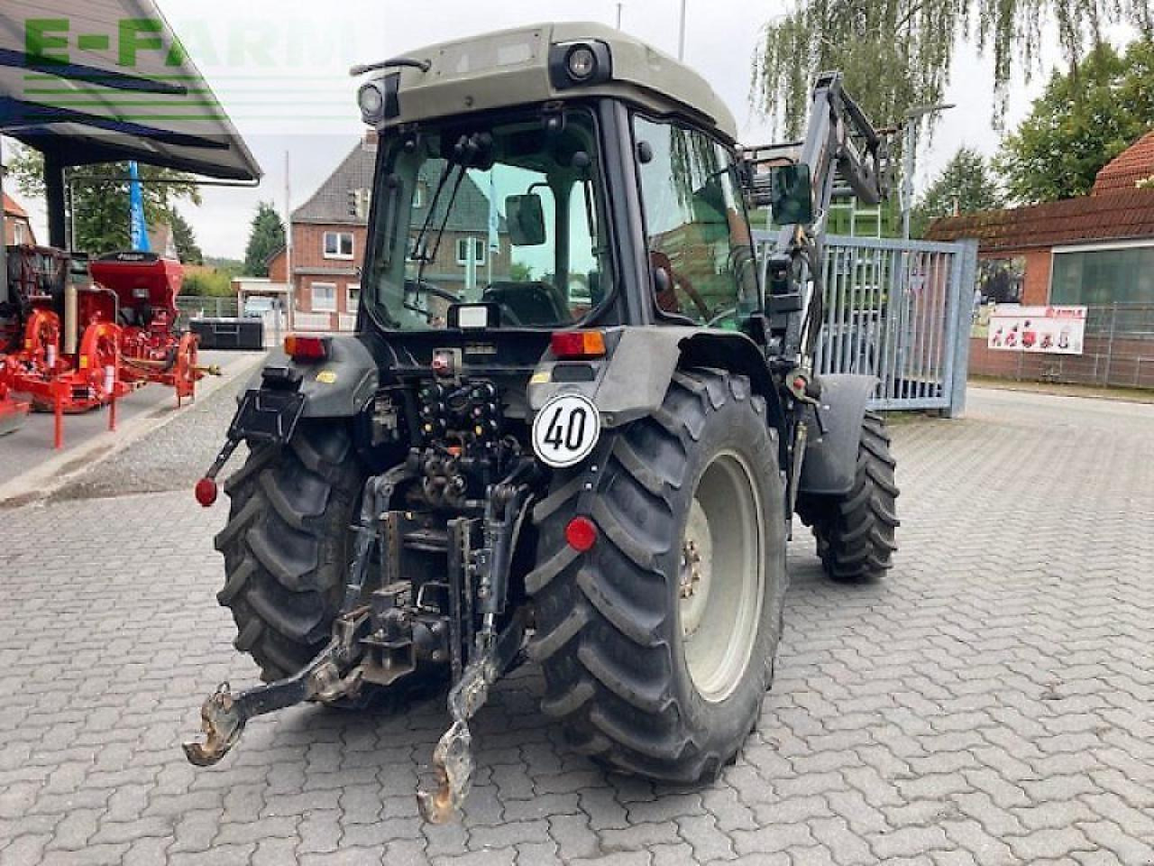 Deutz-Fahr agroplus f 430 gs F - Traktor: das Bild 5 Deutz-Fahr agroplus f 430 gs F - Traktor: das Bild 5