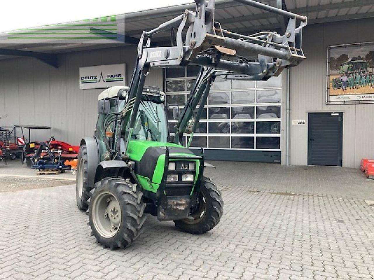 Deutz-Fahr agroplus f 430 gs F - Traktor: das Bild 2 Deutz-Fahr agroplus f 430 gs F - Traktor: das Bild 2