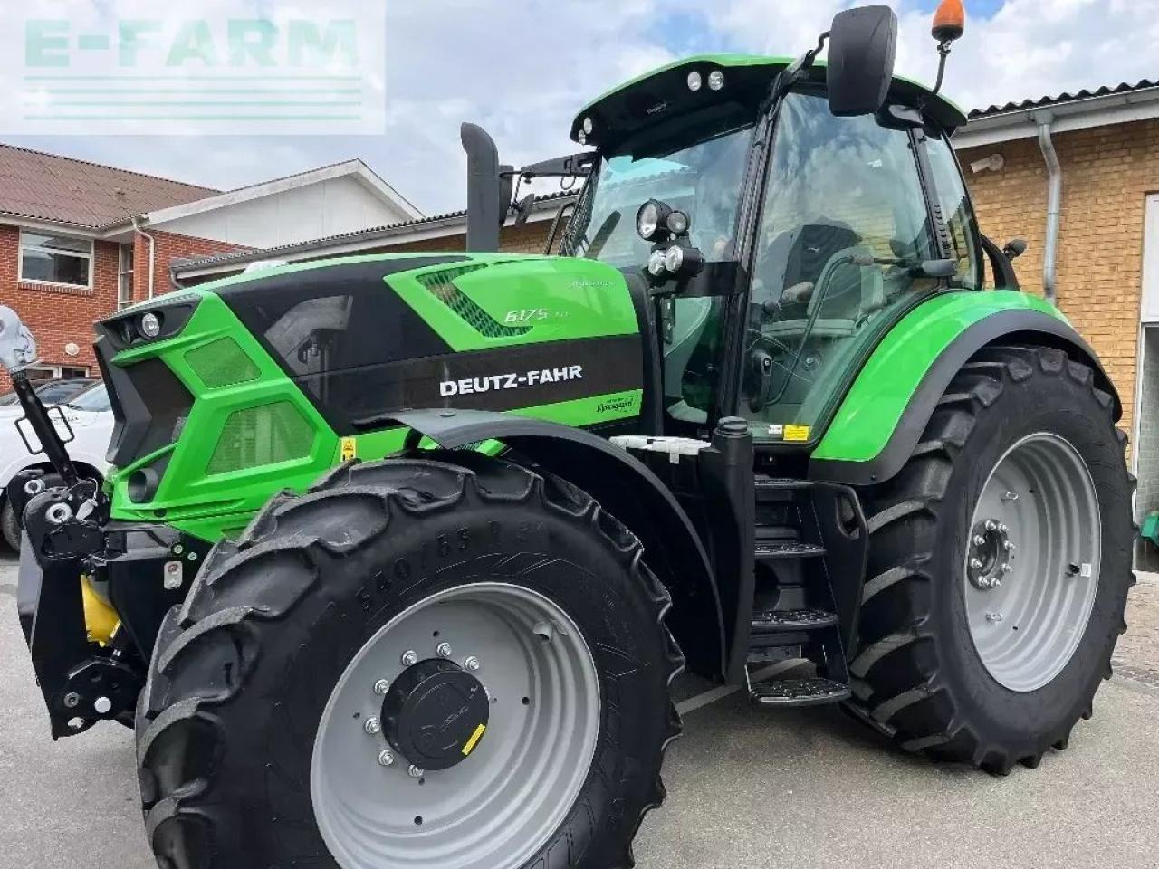 Deutz-Fahr agrotron 6175 ttv TTV - Traktor: das Bild 1 Deutz-Fahr agrotron 6175 ttv TTV - Traktor: das Bild 1