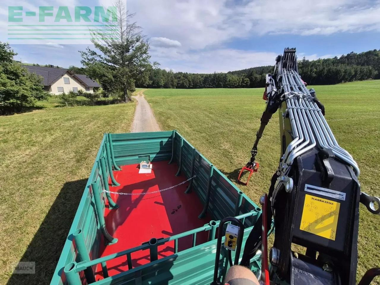 Farmtech tdk 1500f + kran - Landwirtschaftlicher Kipper: das Bild 3 Farmtech tdk 1500f + kran - Landwirtschaftlicher Kipper: das Bild 3