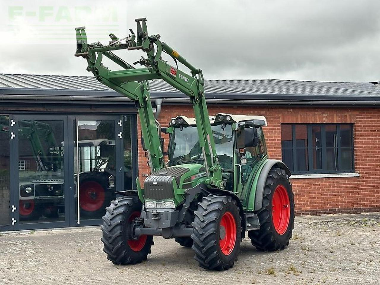 Fendt 209 s vario *frontlader fendt cargo 3x65* - Traktor: das Bild 1 Fendt 209 s vario *frontlader fendt cargo 3x65* - Traktor: das Bild 1