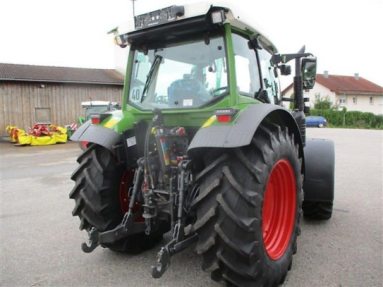 Fendt 211 s vario gen3 profi #890 - Traktor: das Bild 5 Fendt 211 s vario gen3 profi #890 - Traktor: das Bild 5
