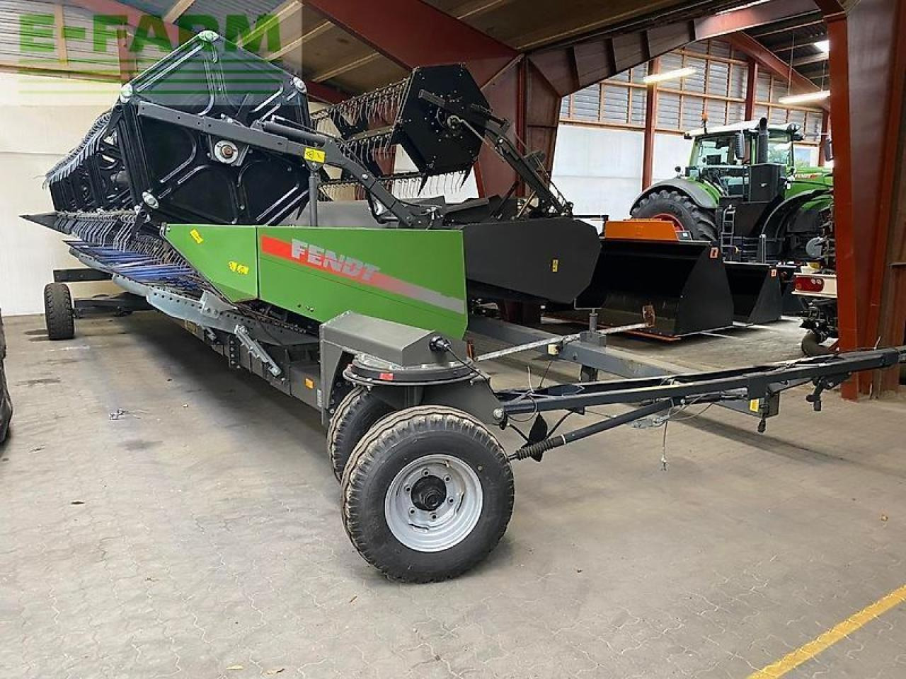 Fendt 25" ff - Ernteforsatz für Häcksler: das Bild 2 Fendt 25" ff - Ernteforsatz für Häcksler: das Bild 2