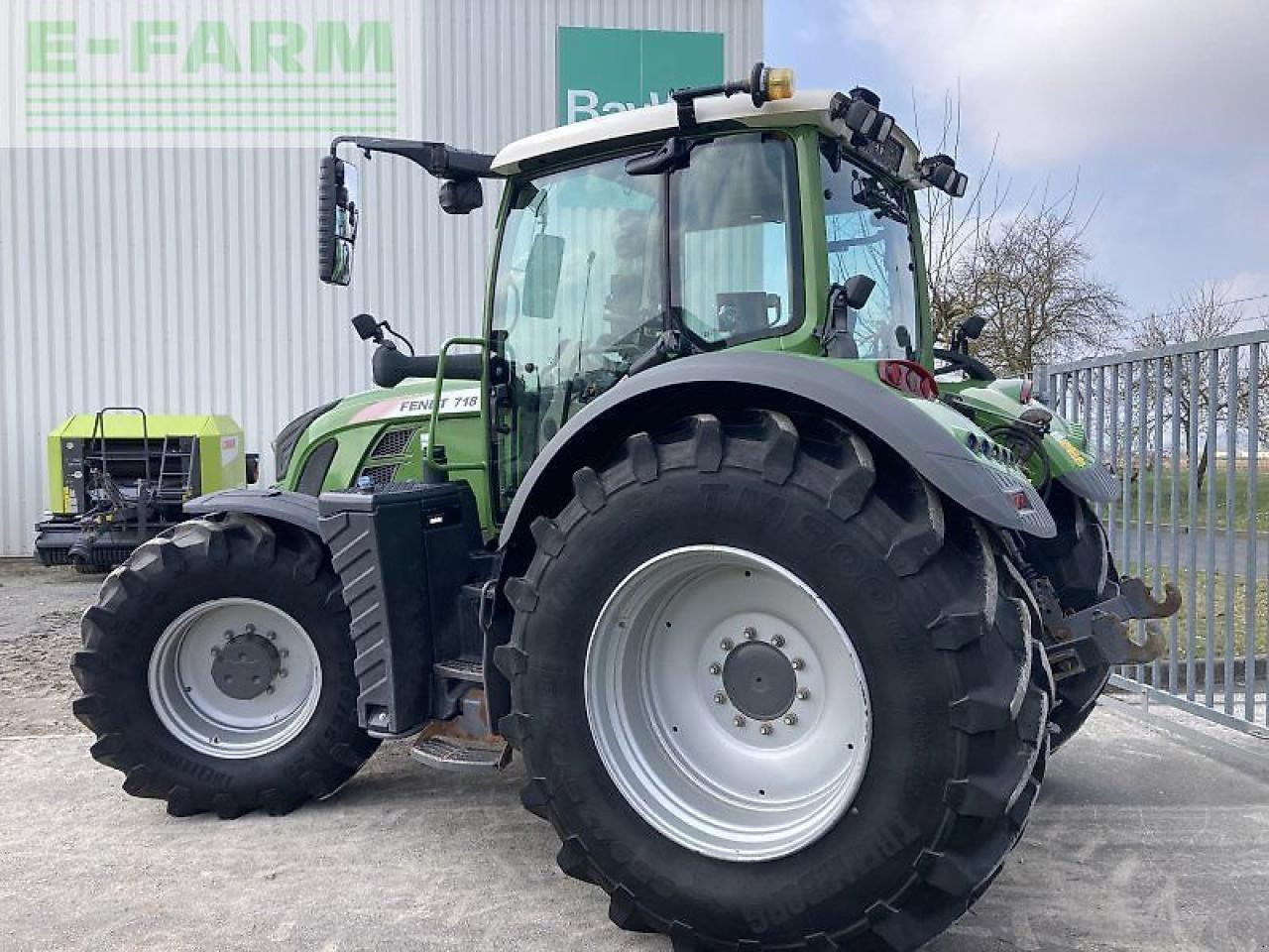 Fendt 718 vario profiplus ProfiPlus - Traktor: das Bild 3 Fendt 718 vario profiplus ProfiPlus - Traktor: das Bild 3
