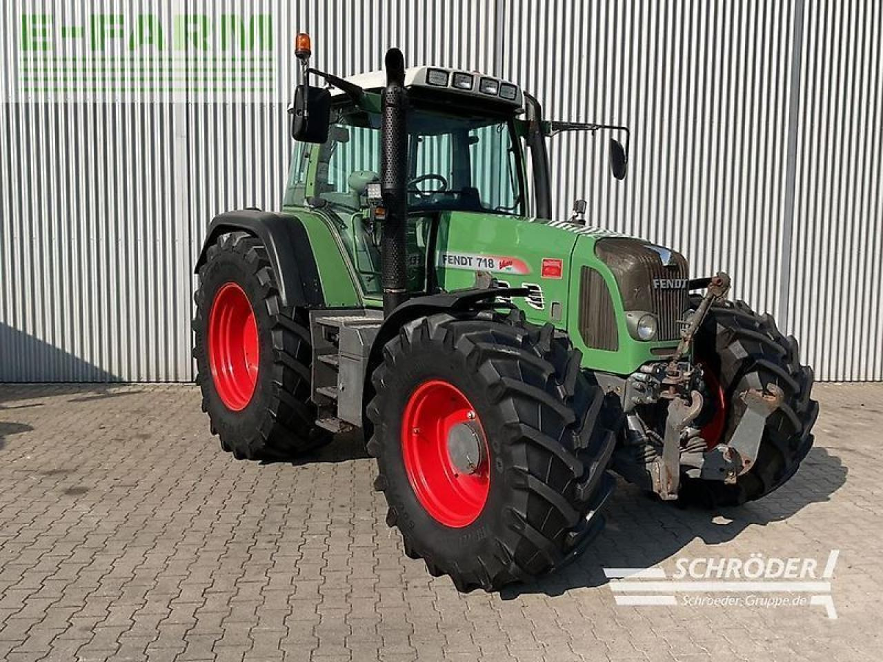 Fendt 718 vario tms - Traktor: das Bild 1 Fendt 718 vario tms - Traktor: das Bild 1