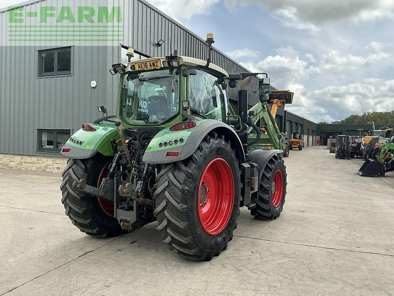 Fendt 724 power plus tractor (st23425) - Traktor: das Bild 3 Fendt 724 power plus tractor (st23425) - Traktor: das Bild 3