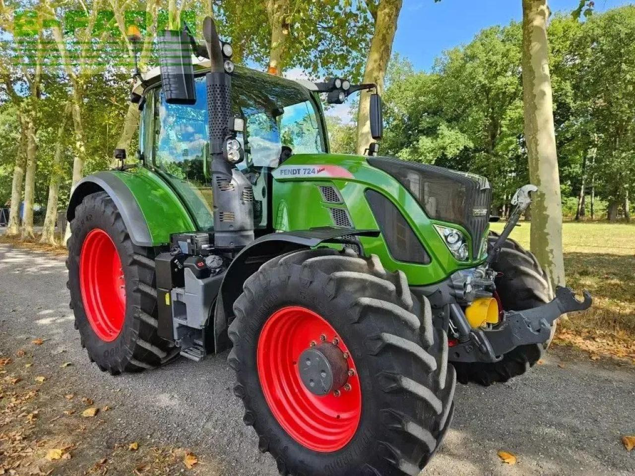 Fendt 724 s4 profi plus (718 720 722 ) - Traktor: das Bild 2 Fendt 724 s4 profi plus (718 720 722 ) - Traktor: das Bild 2