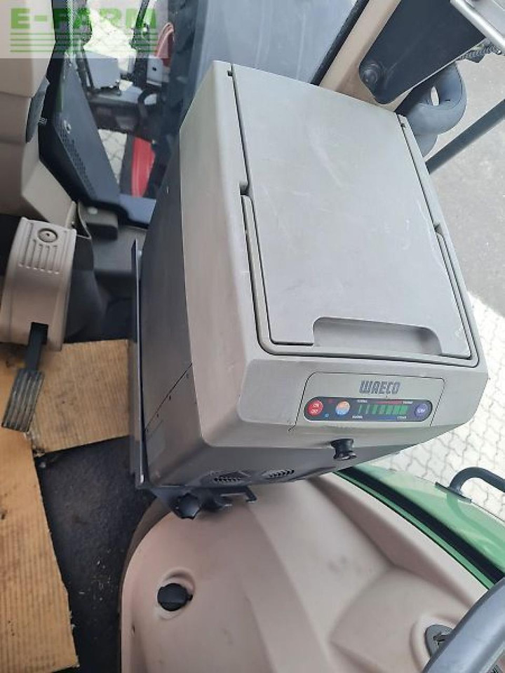 Traktor Fendt 828 vario: das Bild 18