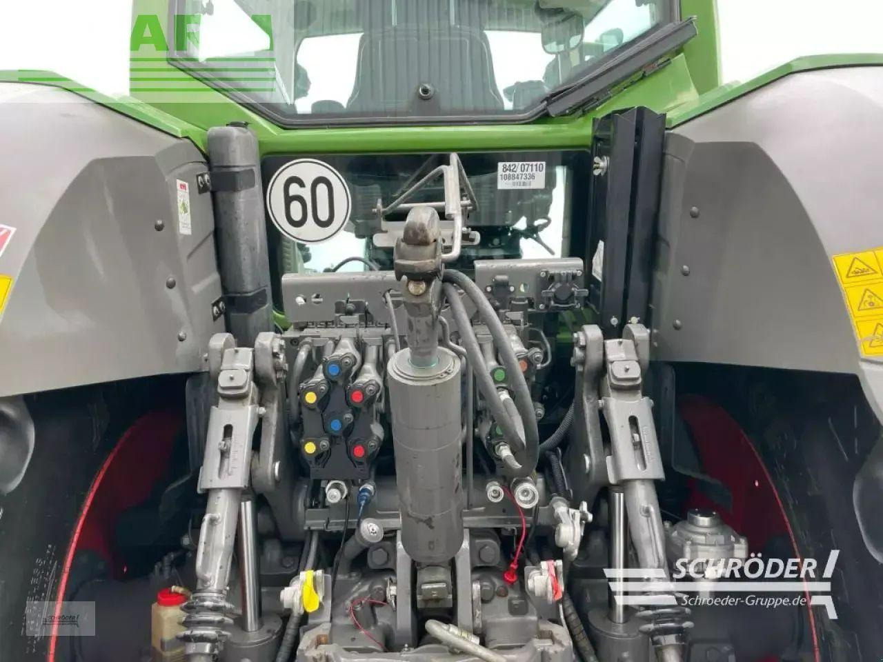 Traktor Fendt 828 vario s4 profi plus ProfiPlus: das Bild 16