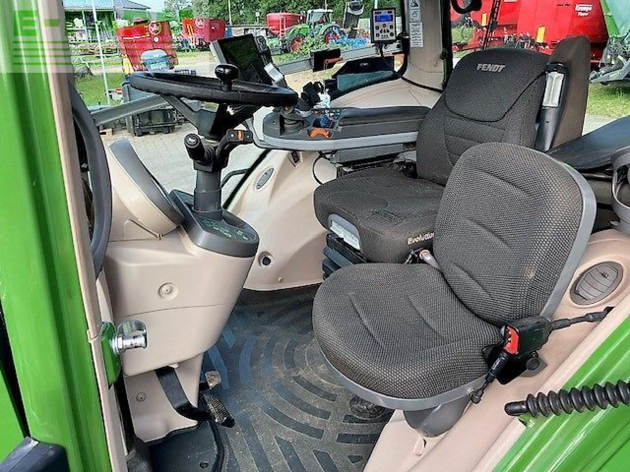 Fendt 828 vario s4 profiplus ProfiPlus - Traktor: das Bild 4 Fendt 828 vario s4 profiplus ProfiPlus - Traktor: das Bild 4