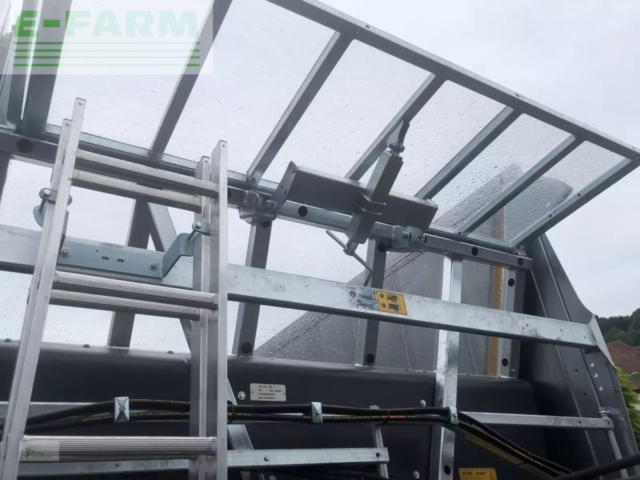 Fliegl gigant asw 281 - Landwirtschaftlicher Kipper: das Bild 2 Fliegl gigant asw 281 - Landwirtschaftlicher Kipper: das Bild 2